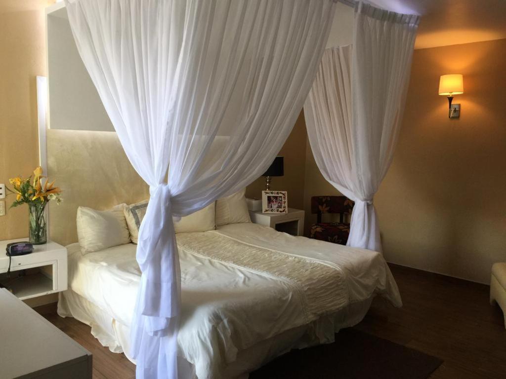 Hotel Del Valle Inn Pachuca Buitenkant foto